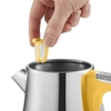 Ấm siêu tốc có đồng hồ đo nhiệt độ Swan màu vàng
