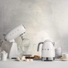 Ấm siêu tốc SMEG KLF04WHEU màu trắng