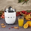Máy vắt cam Smeg CJF01WHEU màu trắng