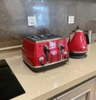 Nướng bánh mỳ 4 lát Delonghi màu đỏ
