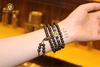 vong-tram-huong-108-hat-tron-tram-huong-indo-vip-phoi-charm-da-theo-menh