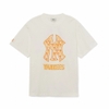 ao-thun-mlb-cube-clipping-monogram-new-york-yankees-cream