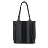 tui-mlb-korea-basic-big-logo-knit-tote-bag-new-york-yankees-black