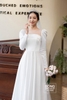Váy cưới phi nhật trắng điểm ngọc viền vai bèo ngực ngang HCD005T