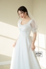 Váy cưới trắng phối organza tay phồng DC996