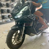 khung-chong-do-honda-adv-160-bao-ve-dan-ao-len-dang-cung-cap