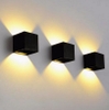 đèn tường led vuông trang trí phòng khách