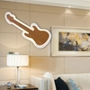 đèn tường phòng ngủ hình guitar