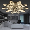 đèn ốp trần led 3 chế độ hình cánh hoa phòng khách