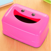 hop-dung-khan-giay-an-cuon-hinh-mat-cuoi-smile