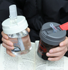 Bình nước, Cốc uống nước 300ml bằng nhựa PC có ống hút, có nắp đậy cho trẻ em, học sinh, sinh viên...