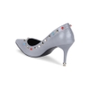 SILOUETTES Solid Pumps