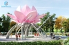 Trang trí vòng xuyến giao thông