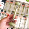 THANH LĂN ĐÁ CẨM THẠCH MASSAGE DA MẶT REVLON FACIAL ROLLER