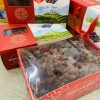 NHO KHÔ NGUYÊN CÀNH ADORA ST FOOD DRIED GRAPES ÚC - HỘP QUÀ 1 KG