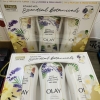 SET SỮA TẮM OLAY INFUSED WITH ESSENTIAL BOTANICALS 3 CHAI*700ML