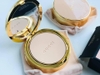 PHẤN PHỦ GUCCI POUDRE DE BEAUTE VỎ PASTEL CÔNG CHÚA