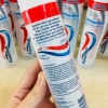 KEM ĐÁNH RĂNG AQUAFRESH WHITENING TRẮNG RĂNG THƠM MIỆNG - 100ML