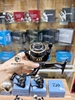 Máy câu Daiwa ZX Đen