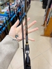 Cần 2 khúc Daiwa AIRX(Vân chéo nâu)