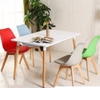 Bộ bàn ăn, cafe cho 4 người gồm bàn B108 0.8×1.2×0.75m và 4 ghế eames nhựa lót nệm chân gỗ
