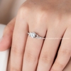 Nhẫn bạc Việt Nam xi vàng trắng đính kim cương Moissanite Trinity Spark