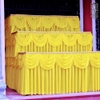 Rèm quây bàn tam cấp