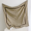 Khăn lụa vuông 90x90cm viền cuộn - monogram