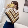 Khăn lụa vuông 90x90cm viền cuộn - họa tiết chữ