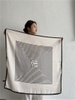 Khăn lụa  vuông 90cm mẫu họa tiết xích - Khăn quấn áo, choàng áo