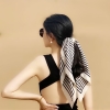 Khăn lụa vuông họa tiết kẻ 70x70cm