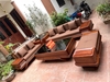 sofa-2-vang-goc-l-chan-thuyen-go-huong-da-hang-dat-chi-phuong-qn