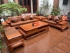 sofa-hien-dai-goc-l-chan-dui-ga-go-huong-da-hang-dat-chi-thuy-qn