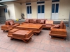 sofa-hien-dai-mau-moi-go-huong-da-cao-cap-ke-chu-u