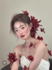hoa đỏ khô tua rua xiuhe cô dâu chụp ảnh studio - CD242