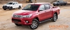 lắp bậc dẫm xe toyota hilux 2018