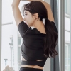 Áo tập croptop chéo bụng 2020