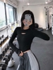 Áo tập croptop tay dài khoét ngực T12