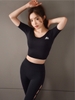 Áo tập croptop xoắn lưng - có mút sẵn