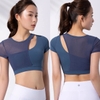 Áo croptop phối lưới vai