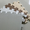 Xốp trải sàn màu vàng kem 30x30 cm 2