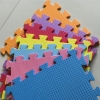 Xốp trải sàn màu đỏ 30x30 cm 1