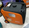 may-phat-dien-honda-inverter-eu45is-vo-chong-on-de-no-4-5kw