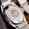 dong-ho-omega-deville-co-axial-gmt-mat-chai-tia-xam-day-vay-rong
