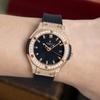 hublot-classic-fusion-581-ox-1180-rx-1704-diamonds-33-kim-zin-hang