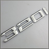 Decal tem chữ inox 320i dán đuôi xe ô tô