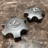 Logo chụp mâm, ốp lazang bánh xe ô tô Lexus GX470 và GX460