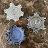 Logo chụp mâm, ốp lazang bánh xe ô tô Lexus GX460