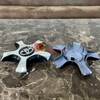 Logo chụp mâm, ốp lazang bánh xe ô tô Toyota Land Cruiser TY-425