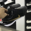 Giày Bóng Đá Nike Phantom Venom Đen Đồng TF
